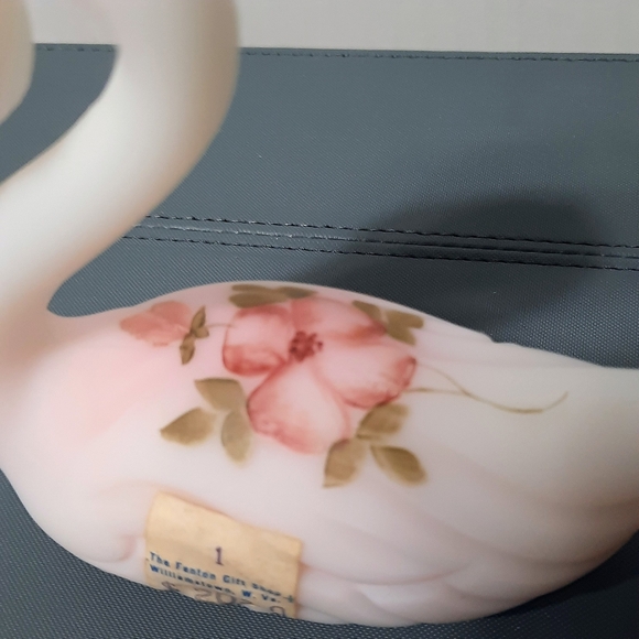 Fenton Glass Satin Rosalene Pink Swan Figurine Hand Painted Artist Signed - Picture 12 of 16